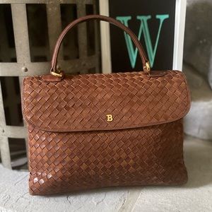 Bally Leather hand Bag 🍄auction 5/13@7pmEST